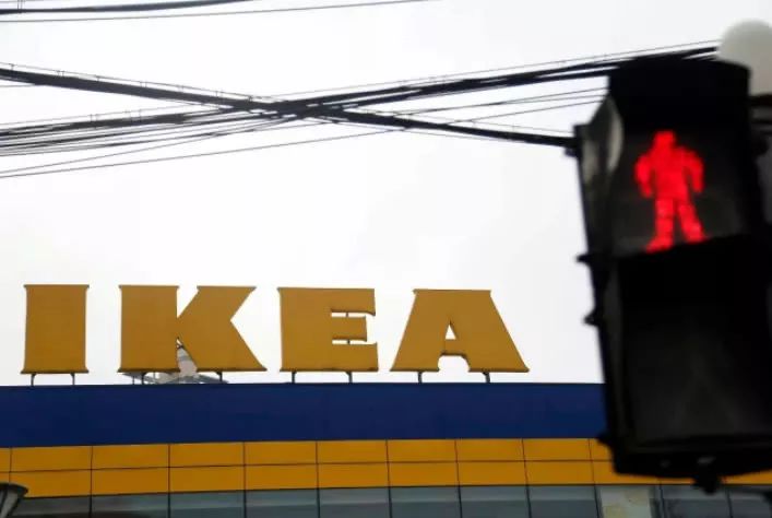 宜家在俄羅斯闖禍:廣告被指將女性比作狗