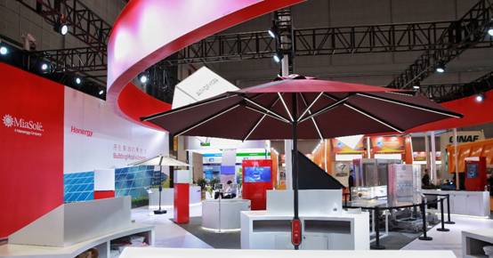 聚焦中國國際進口博覽會漢能“黑科技”開創(chuàng)移動能源時代