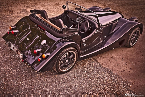 2013款摩根Plus 8官方圖