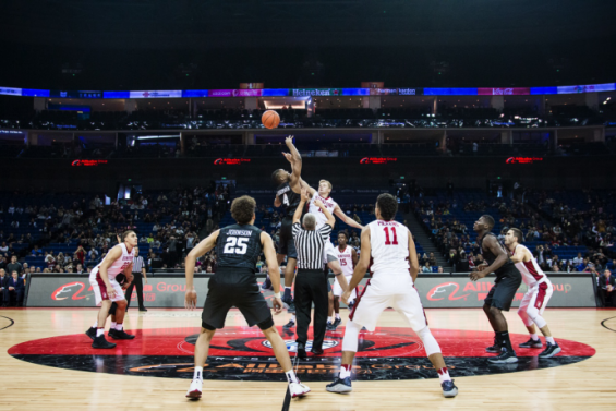 馬云蔡崇信簽下美國最牛大學體育聯盟,讓中國年輕人看NCAA籃球賽